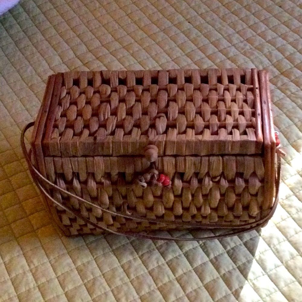 Wicker purse